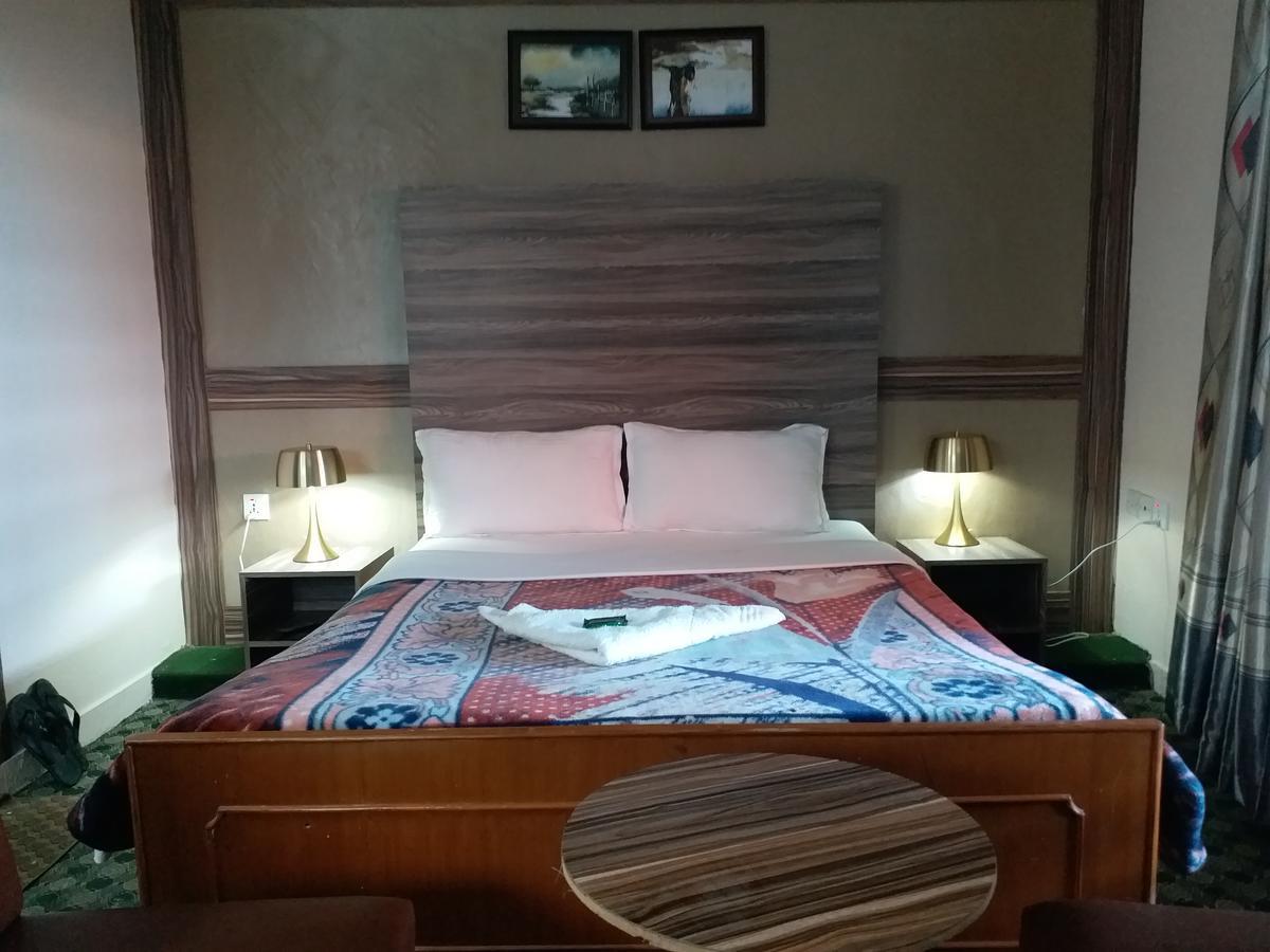 Hotel Marigold Pokhara Exterior foto